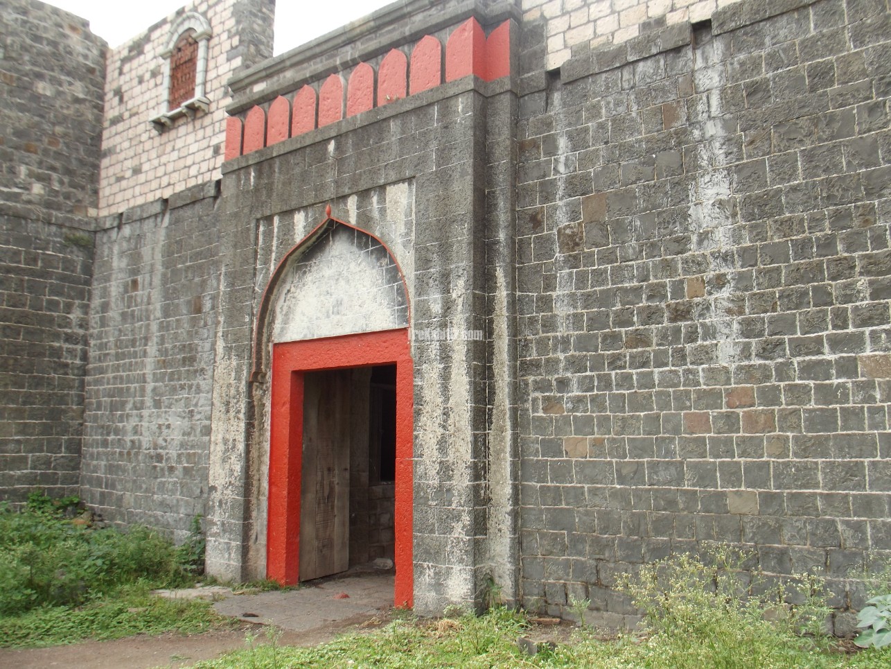Main Entrance gate Dhotri Fort (Gadhi)
